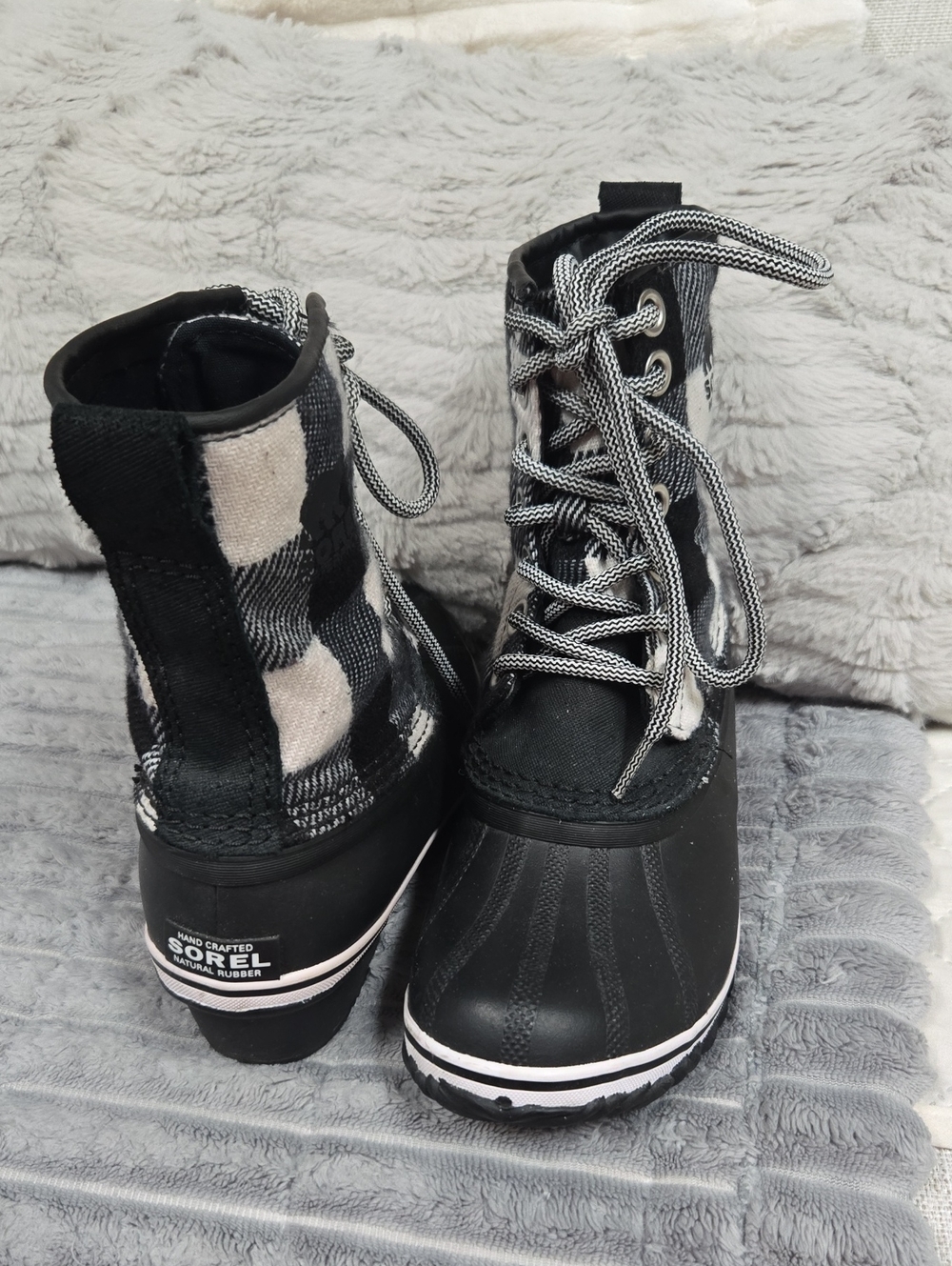 Sorel Women's Buffalo Plaid Lace-Up Waterproof Winter Boots